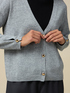 Cardigan misto cashmere con bottoni quadrati image number 2