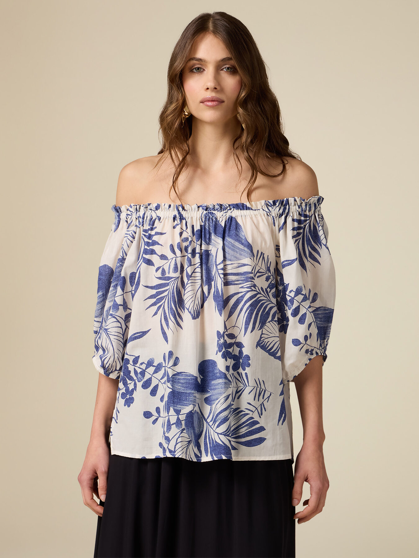 Blusa off shoulders in cotone image number 0