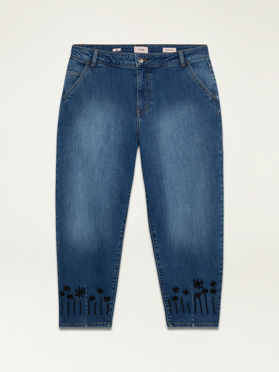 Jeans boyslim con ricamo gioiello