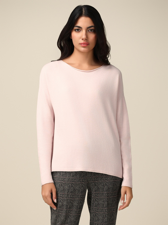 Sweater with boat neck