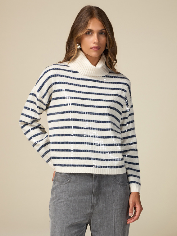 Striped turtleneck with sequins