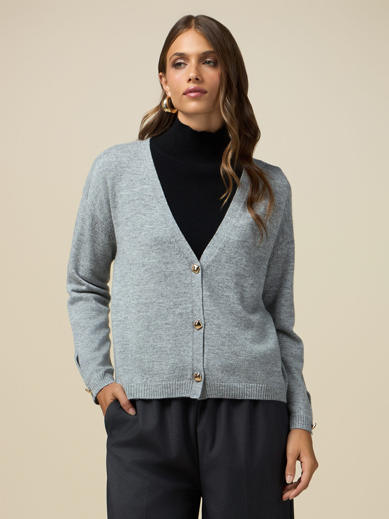 Cardigan misto cashmere con bottoni quadrati image number 0