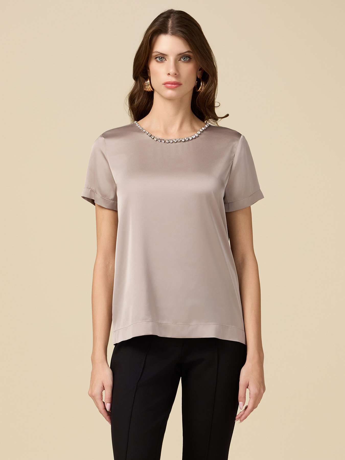 Blusa in raso con castoni image number 0