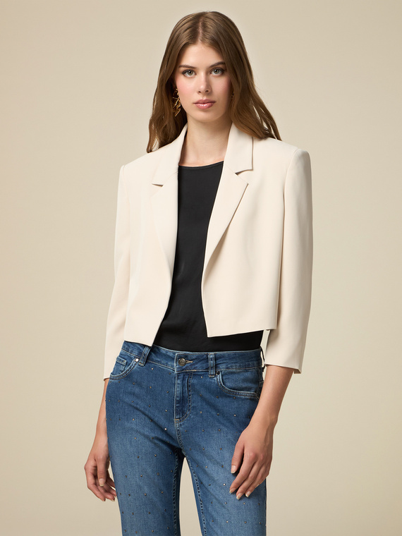 Short blazer jacket